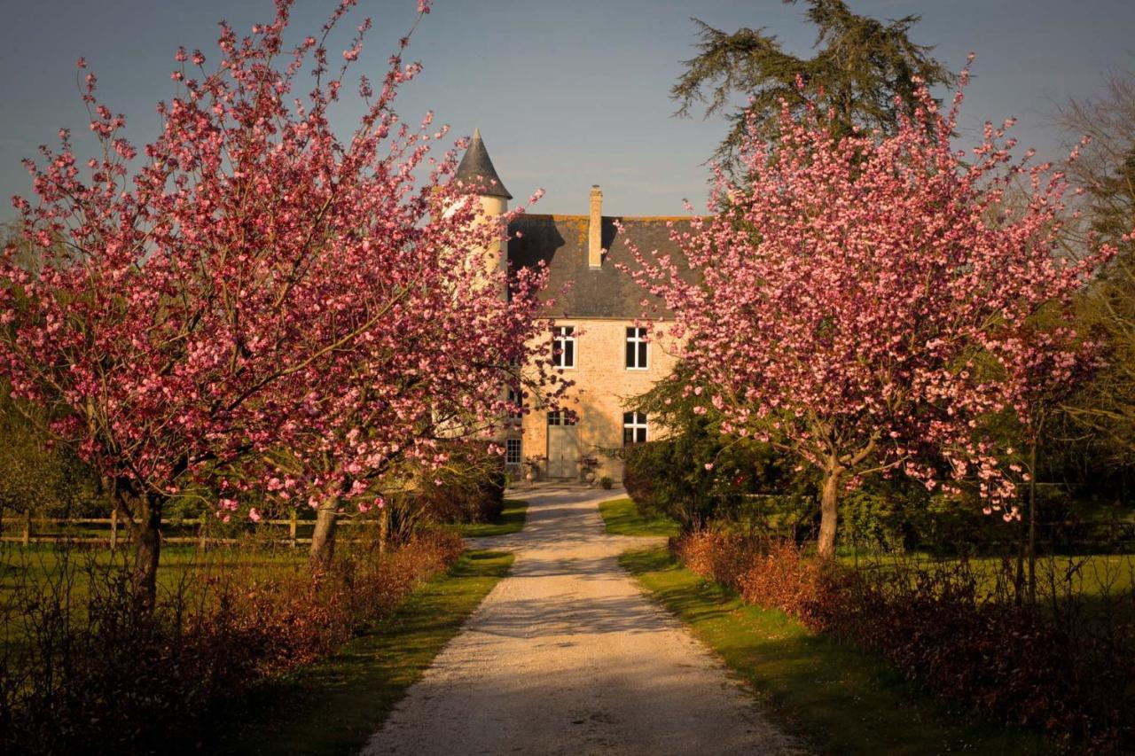 Chateau De Monfréville Exterior foto